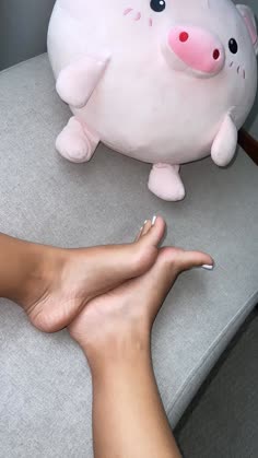milf with pretty feet